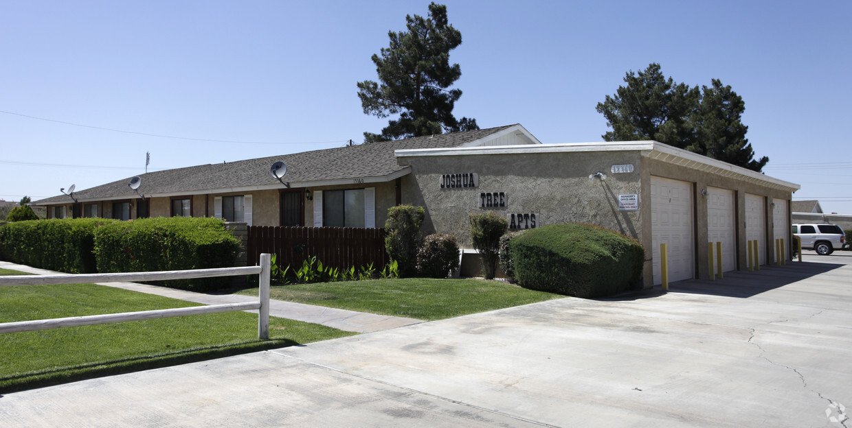 Primary Photo - 15360 Sequoia Ave