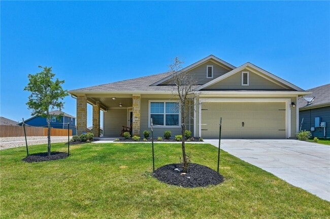 Foto del edificio - 401 Cassandra Dr