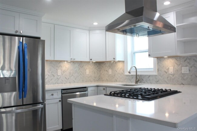 Foto del edificio - 451 Warburton Ave