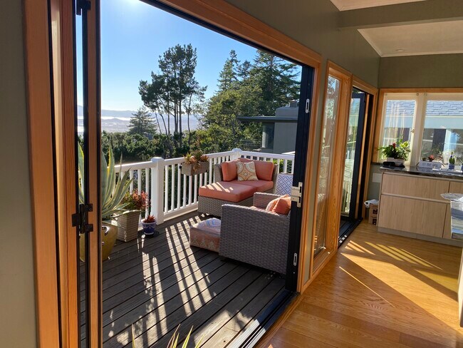View toward Richmond, El Cerrito - 620 Grizzly Peak Blvd