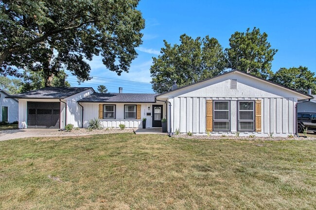 Foto del edificio - 1160 Helman Drive - Comfortable 3 Bed, 1.5 Bath Home in McKinley Terrace