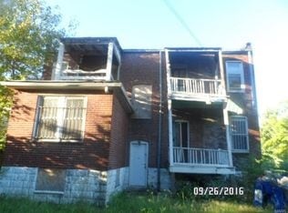 Building Photo - 5832 Etzel Ave