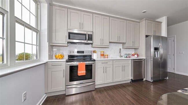 Foto del edificio - 304 Broadway-