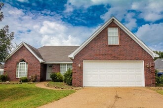 Building Photo - 20 Cypress Ridge Cove
