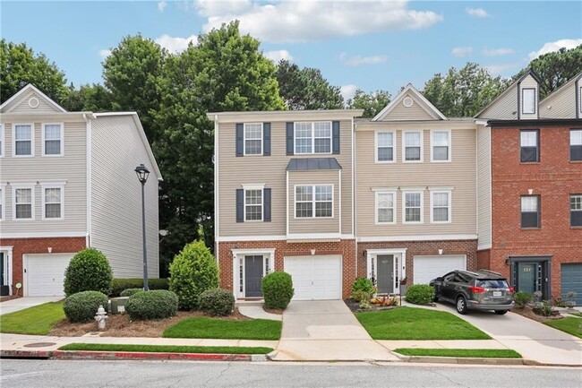 Building Photo - 529 Lantern Wood Dr