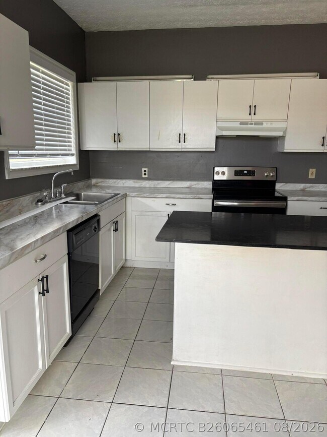 Foto del edificio - 3710 Promenade Way