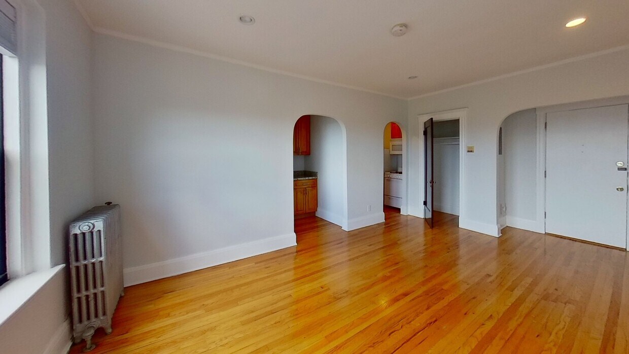 Photo - 123 Highland Ave Apartment