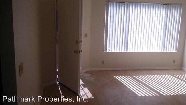 Building Photo - 4049 Florida St