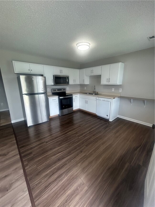 Building Photo - 111 Premiere Ct