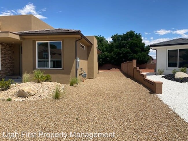 Building Photo - 3 br, 2 bath House - 2112 Blair Circle