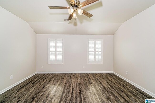 Building Photo - 331 Woodland Trl