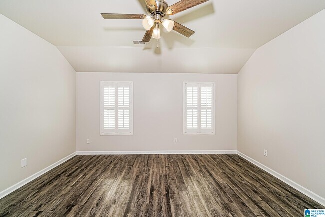 Foto del edificio - 331 Woodland Trl