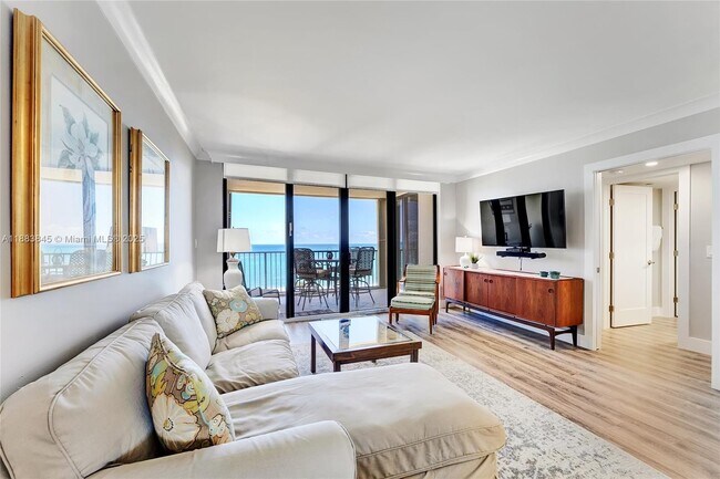 Foto del edificio - 200 Ocean Trail Way