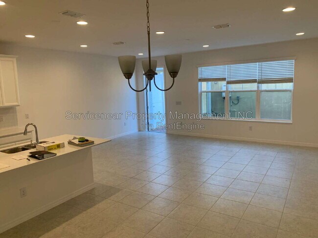 Foto del edificio - 6310 Goldcoast Ave