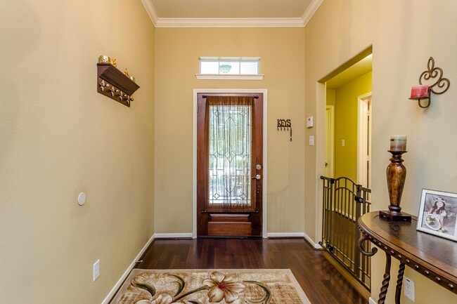 Building Photo - 24718 Cobble Canyon Ln