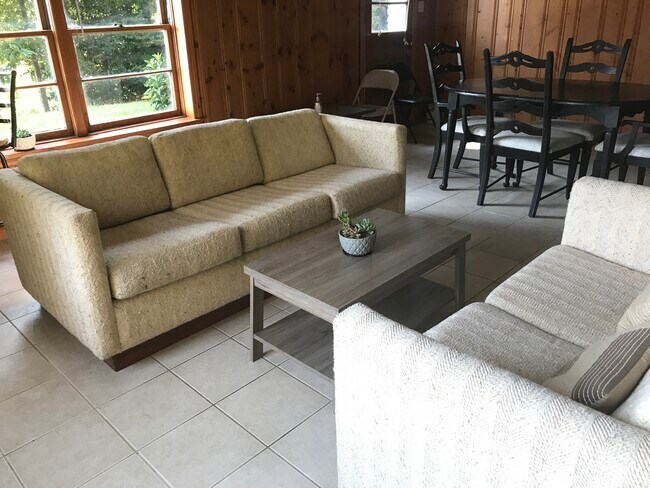 Foto del edificio - 2735 Peeler Rd