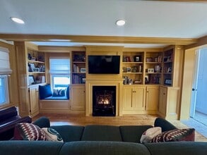 Building Photo - 62 Dublin Rd