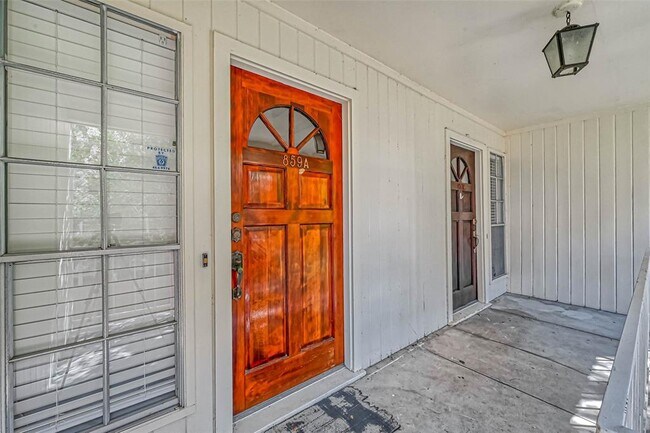 Building Photo - 857 Wax Myrtle Ln