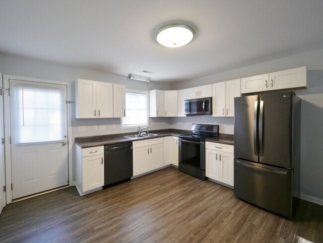 Building Photo - 1477 Peregrine Dr