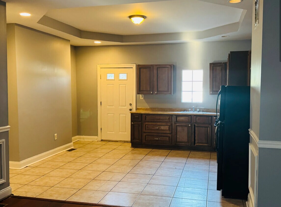 Foto del edificio - 1011 N Arlington Ave