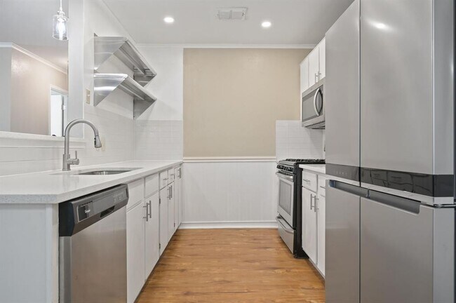 Foto del edificio - 7313 Cooper Ln