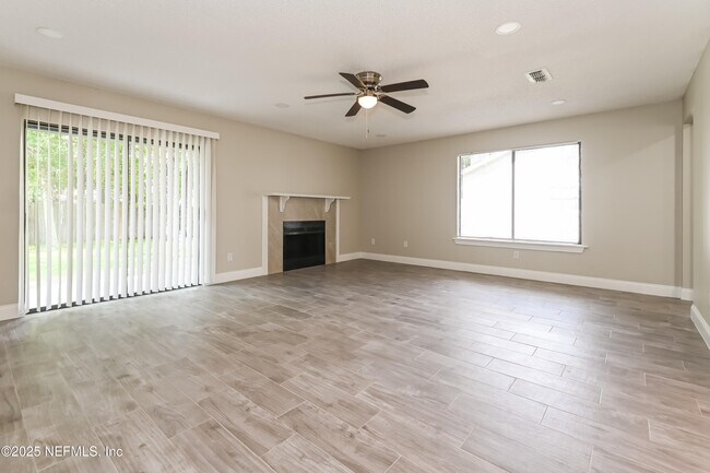Building Photo - 7215 Mimosa Grove Pl
