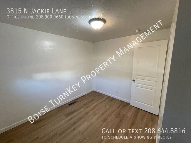Foto del edificio - 3815 N Jackie Ln