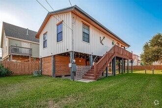 Building Photo - 5824 Avenue R