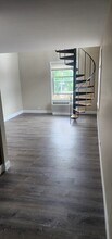Building Photo - 1 Samoset Ave