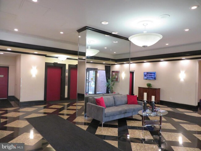 Foto del edificio - 1220 Blair Mill Rd