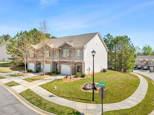 Foto del edificio - 3316 Pennington Dr