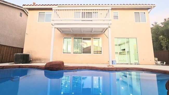 Building Photo - Pool House - Temeku Hills Community- Master Retreat and additional Master Bedroom