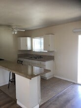 Building Photo - 810 Margo Dr