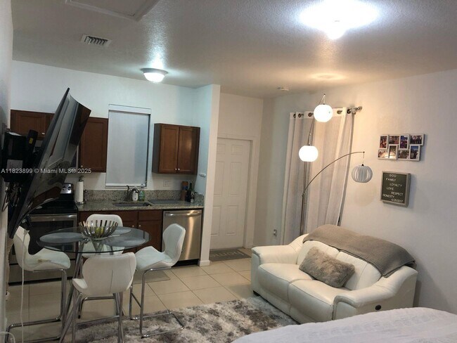 Foto del edificio - 16934 SW 92nd St Cir