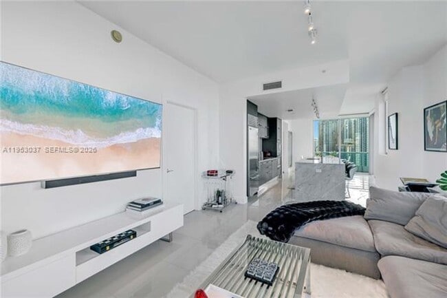 Foto del edificio - 900 Biscayne Blvd