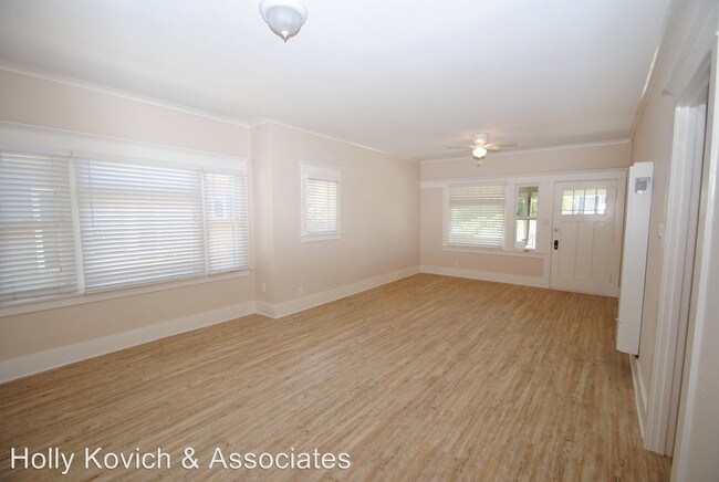 Building Photo - 2 br, 1 bath House - 378 Redondo Ave. Unit A