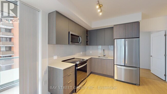 Building Photo - 50 Dunfield Ave