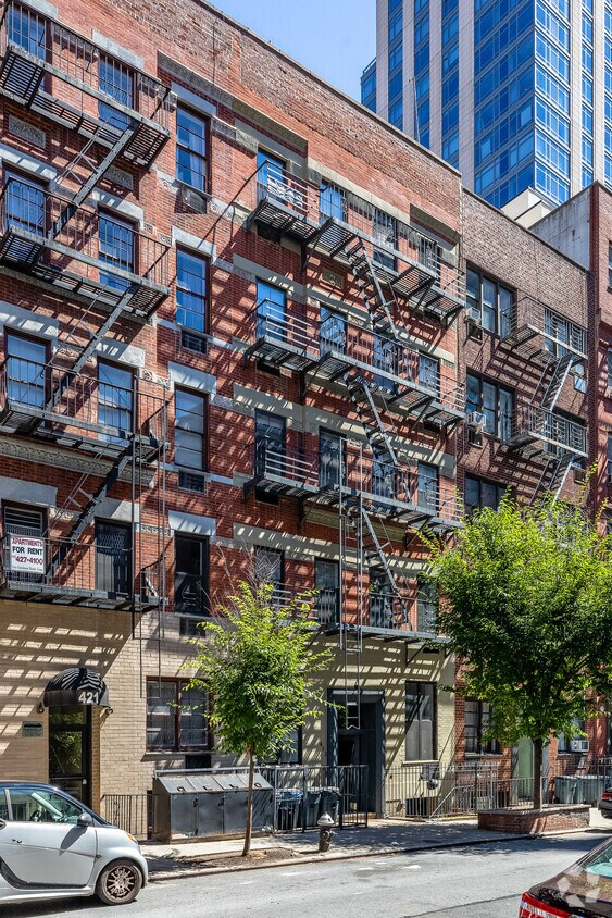 View from Street - 423 E 82nd St