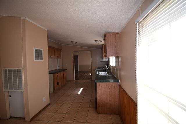 Building Photo - 6000 Spring Creek Pkwy