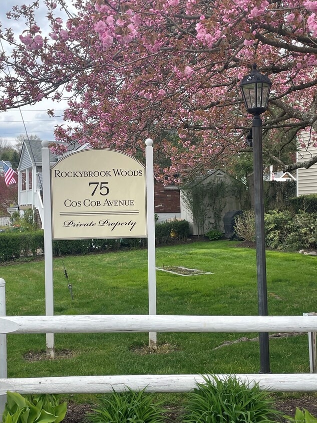 Primary Photo - 75 Cos Cob Ave
