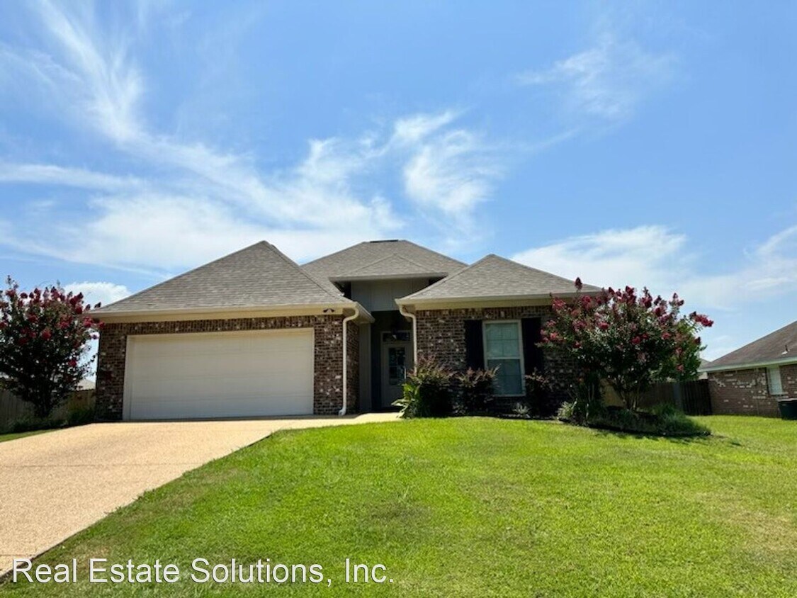 Primary Photo - 3 br, 2 bath House - 133 Beechwood Circle