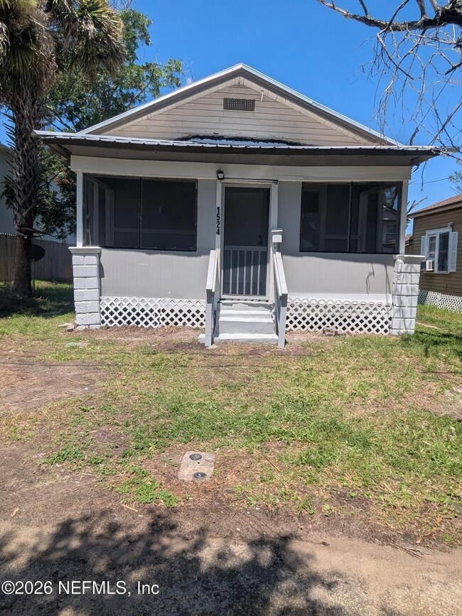 Building Photo - 1524 Mt Herman St