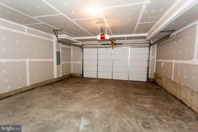 Building Photo - 23187 Hampton Oak Ter