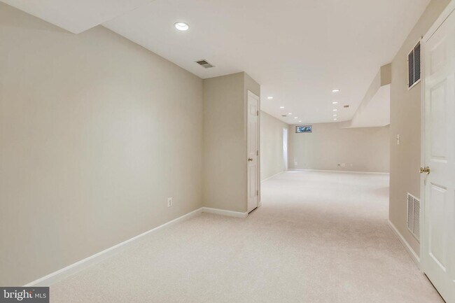 Dining Area - 12165 Hayfield Ct