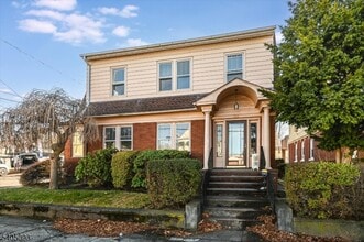 Building Photo - 265 McBride Ave