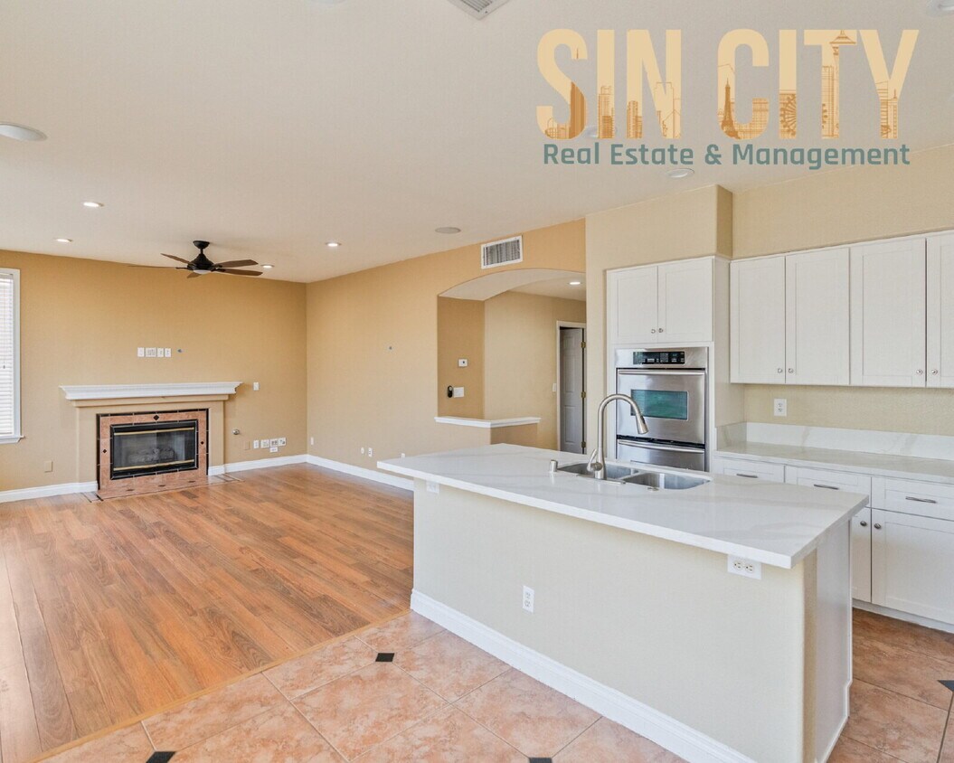 Foto principal - 904 Cambridge Cross Pl