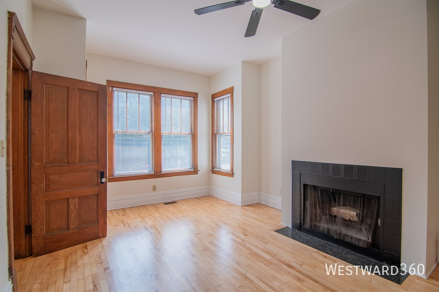 Photo - 3356 N Kenmore Ave #1-1