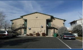 Building Photo - 1935 Villanova Dr