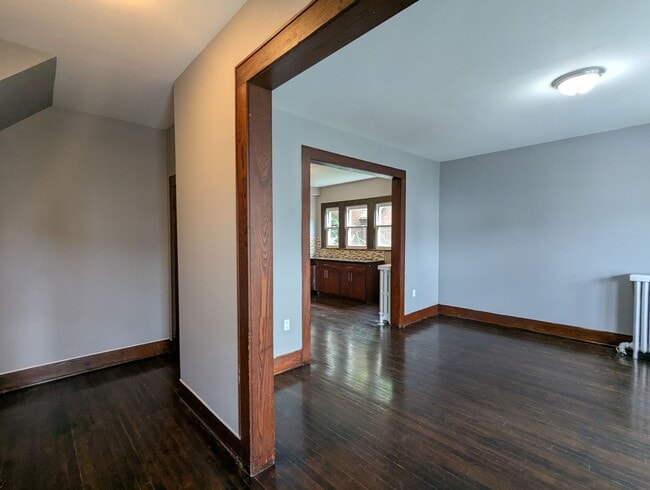 Building Photo - 69 Winthrop Ave