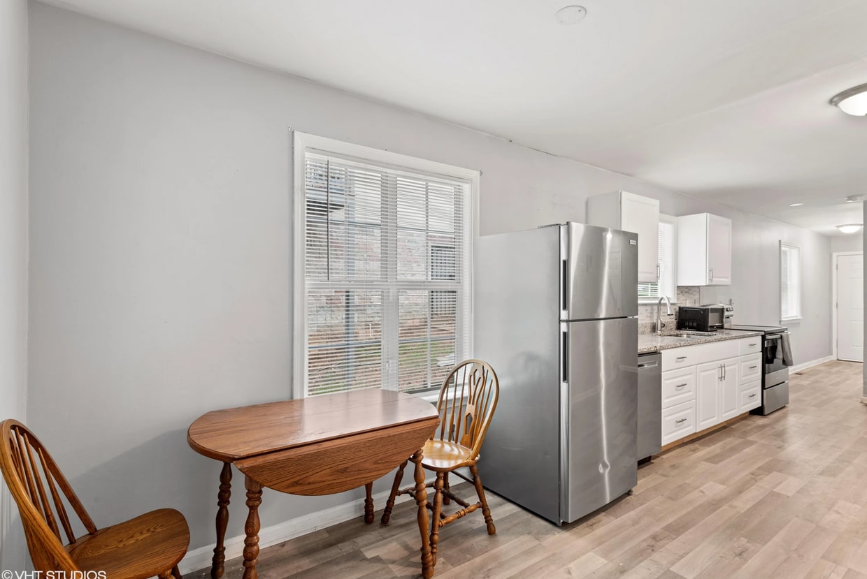 Room in Duplex on Jones Ave NW - Room in Duplex on Jones Ave NW